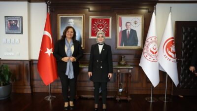 Afyonkarahisar Belediye Başkanı Burcu Köksal, Aile ve Sosyal Hizmetler Bakanı