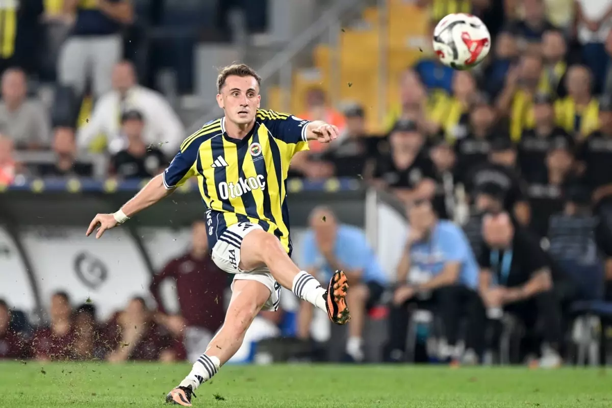 Galatasaray Başkanı Dursun Özbek, Kerem Aktürkoğlu’nun Fenerbahçe ile iddia edilen