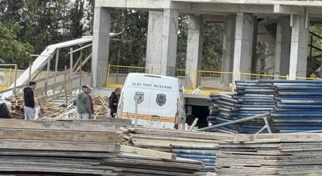 Edirne’de bir inşaatta çalışan 25 yaşındaki O.Y., yaklaşık 31 metre