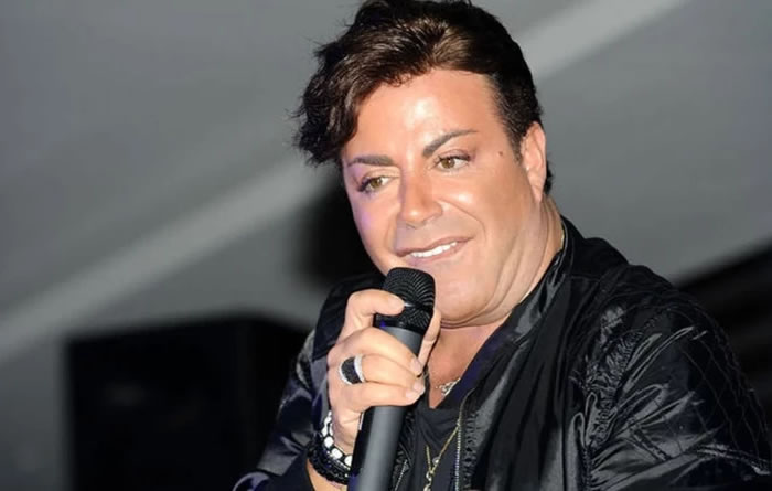 Fatih Ürek’in son durumu hakkında hastaneden açıklama: “Durumu kritik” Evinde kalbi duran, sağlık ekiplerinin müdahalesi sonrası kalbi yeniden çalıştırılarak