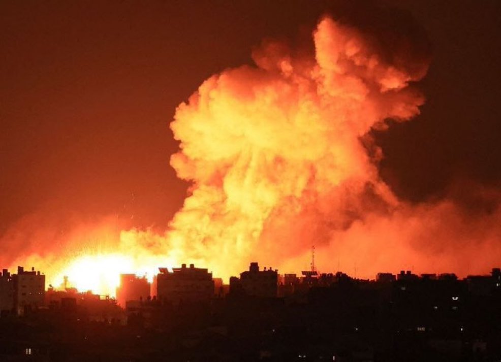 İsrail’in Gazze’ye düzenlediği hava saldırılarında en az 104 kişi hayatını