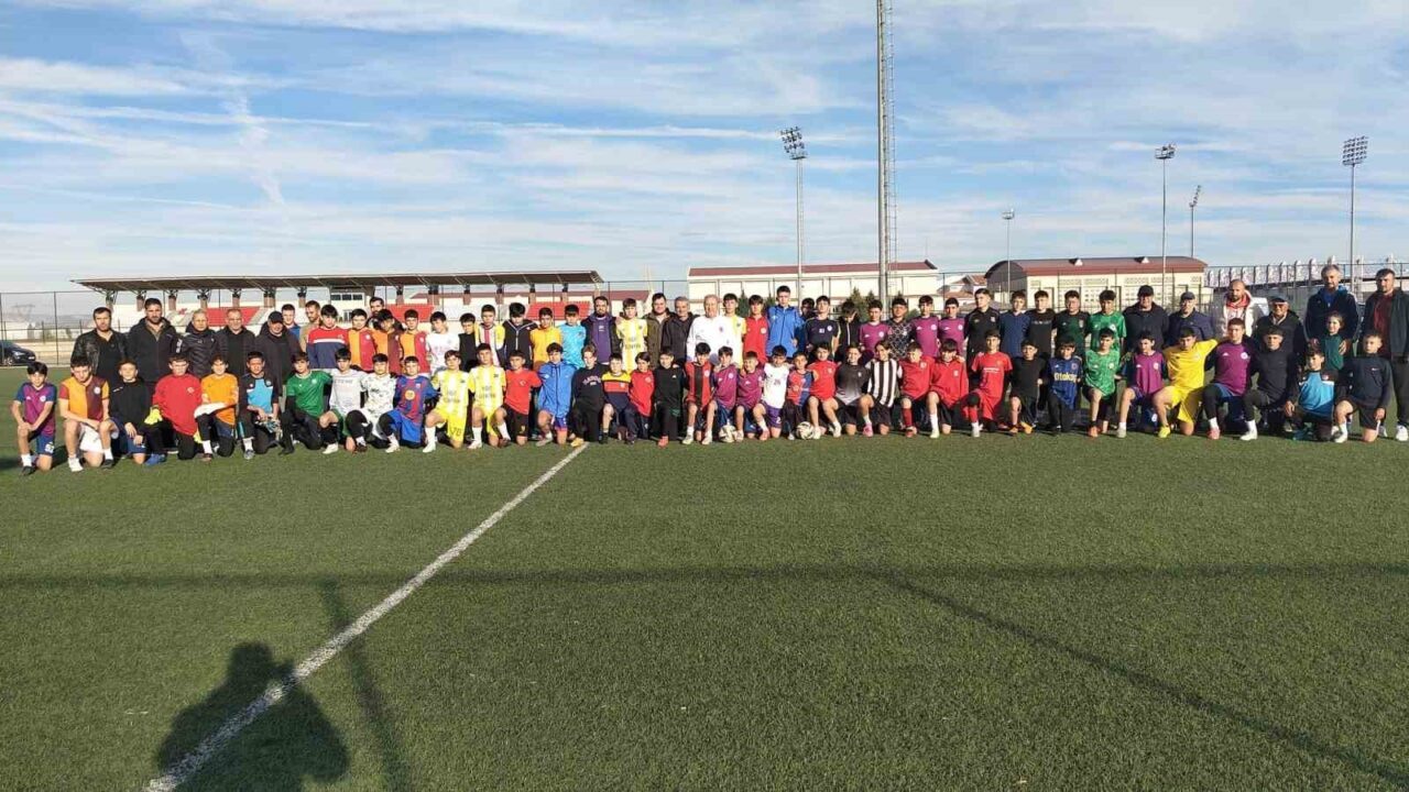 Afyonkarahisar’da 2012 doğumlu lisanslı ve lisansız sporcuların yer alacağı milli