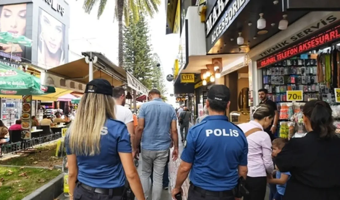 İstanbul Valiliği, turist ve vatandaşları rahatsız eden hanutçuluk faaliyetlerine karşı