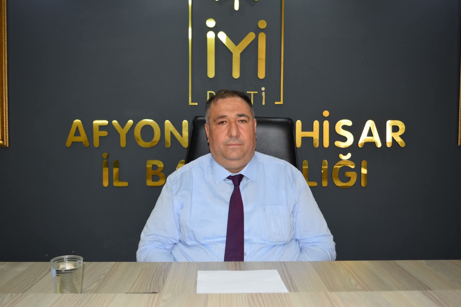 İYİ Parti Afyonkarahisar İl Başkanı Muhammet Mısırlıoğlu, CHP’li Belediye Meclis