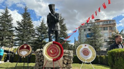 Afyonkarahisar’da 29 Ekim Cumhuriyet Bayramı kutlamaları kapsamında Kocatepe Parkı’nda gerçekleştirilen