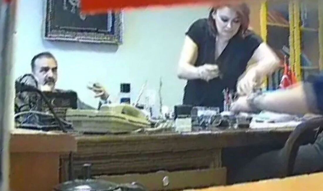 Yenidoğan Çetesi soruşturmasını yürüten Savcı Yavuz Engin'i makamında tehdit eden