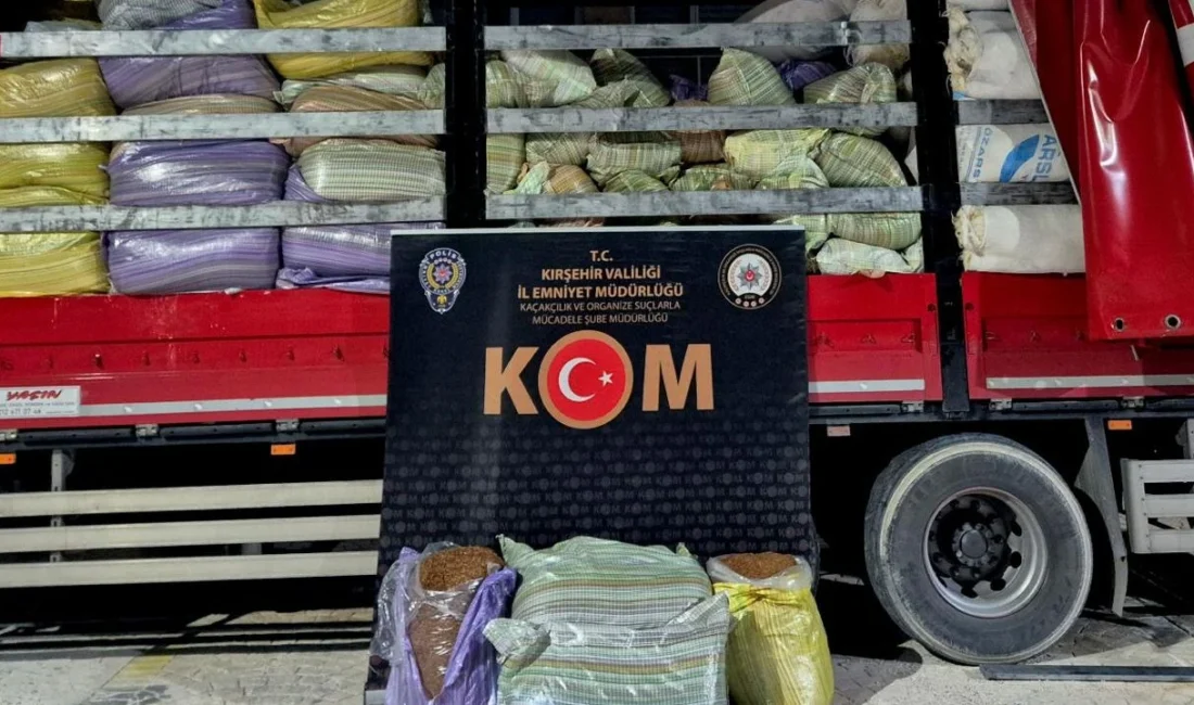 Kırşehir polisi, kaçakçılıkla mücadele kapsamında düzenlediği operasyonda bir kamyonda 5