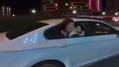 İzmir Konak'ta sosyal medyada yayılan bir kadının araç içinden "İmdat"