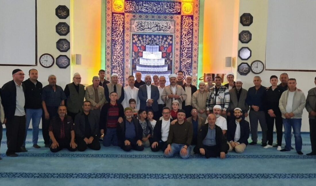 Ana Sayfa › Genel › Kütahya’da “Cami-Aile Buluşması” programı Kütahya