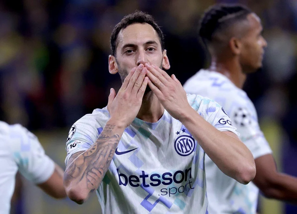 UEFA Şampiyonlar Ligi 3. haftanın ilk gününde 9 maçta toplam