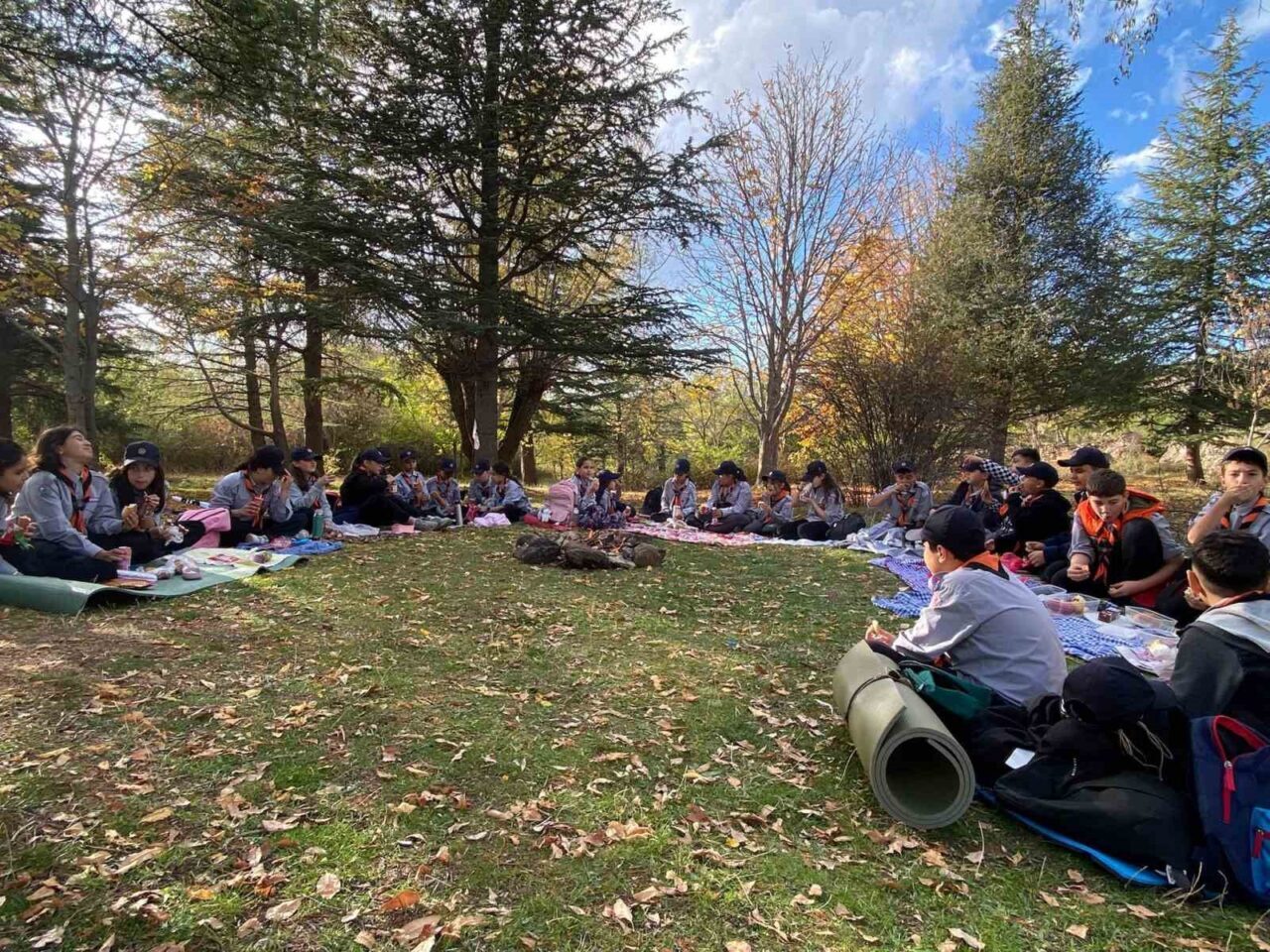 Afyonkarahisar Sandıklı Cumhuriyet Ortaokulu Hüdai İzcileri 29 Ekim Cumhuriyet Bayramı