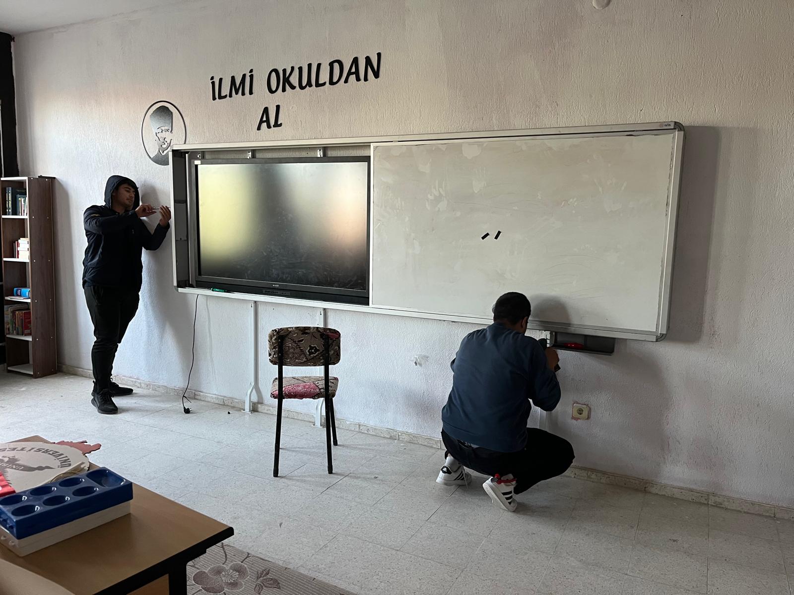 Emirdağ Mesleki ve Teknik Anadolu Lisesi öğretmen ve öğrencileri, Çaykışla
