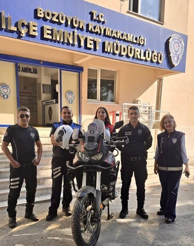Bozüyük’te hayallerine kulak verilen Elif’in polis olma arzusu, Yunus Timleri