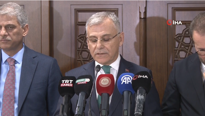 Diyanet İşleri Başkan Yardımcısı Karaca: “2026 yılı hac kurası 5 Kasım Çarşamba günü çekilecek” Diyanet İşleri Başkan Yardımcısı Fatih Mehmet Karaca, "2026 yılı hac