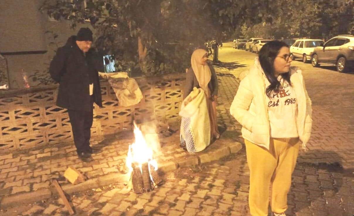 Kütahya’nın Simav ilçesinde meydana gelen 4.8 büyüklüğündeki depremin ardından bölgede