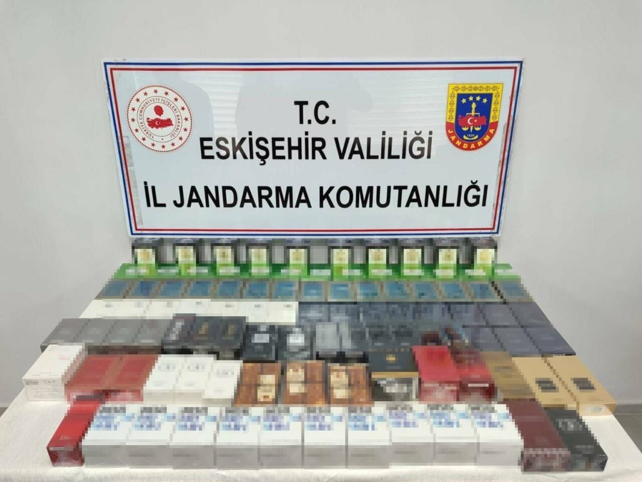 Eskişehir’de jandarma ekiplerince toplam değeri 550 bin TL olan 164
