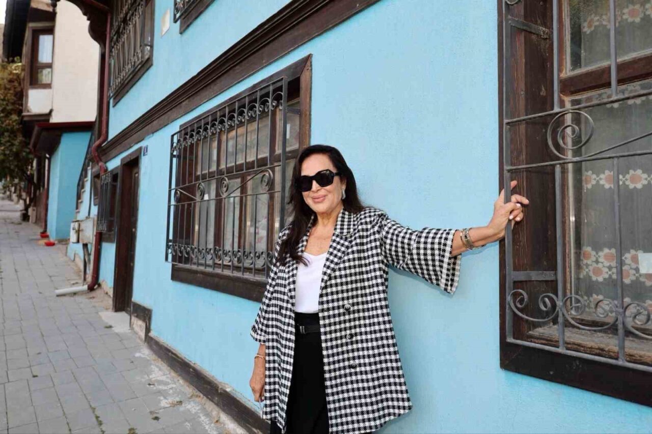 Kısa film festivali etkinlikleri çerçevesinde Afyonkarahisar’a gelen Türk sinemasının sultanı