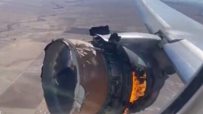 ABD’nin California eyaletinde, San Diego semalarında motoru duran Cessna 170