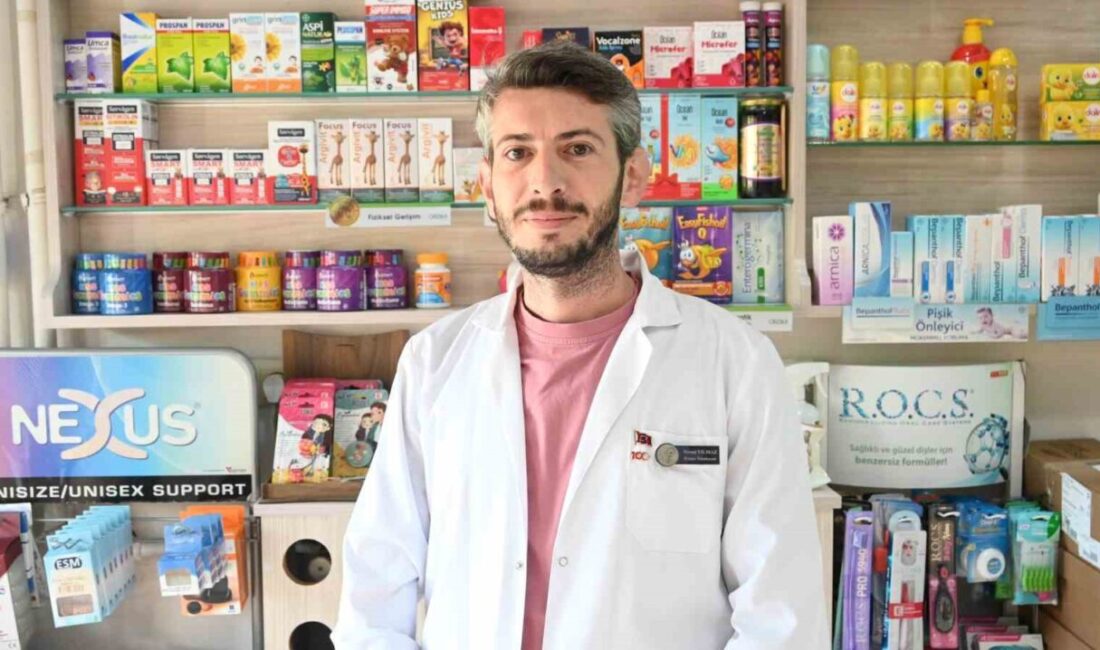 Eczacı Necmi Yılmaz, kış aylarıyla birlikte artan hastalıklara karşı vatandaşları