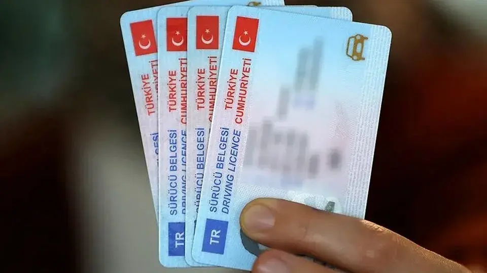 Türkiye’de eski tip sürücü belgelerinin yenilenmesi için son tarih 31