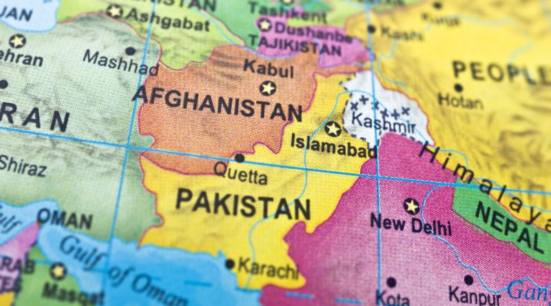 Taliban’ın Pakistan askeri noktalarına düzenlediği saldırının ardından cumartesi gecesi Pakistan-Afganistan