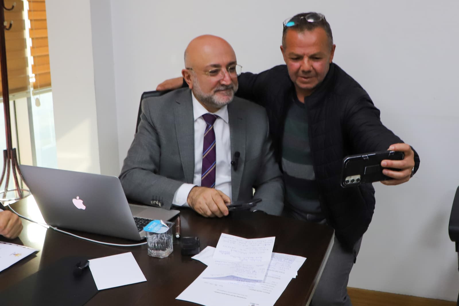 AK Parti Afyonkarahisar İl Başkanı Turgay Şahin, halk günü buluşmaları