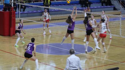 TVF Arabica Coffee House Kadınlar Voleybol 1. Ligi’nde mücadele eden