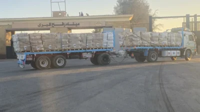 Gazze'deki ateşkese rağmen İsrail, Refah Sınır Kapısı'ndan insani yardımların geçişine