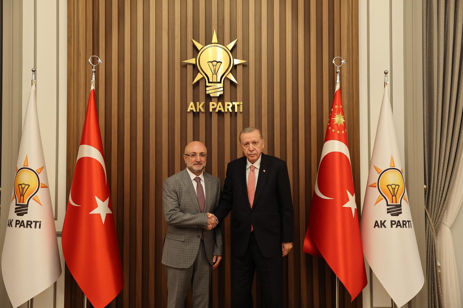  AK Parti Afyonkarahisar İl Başkanı Av. Turgay Şahin, partisinin iktidara