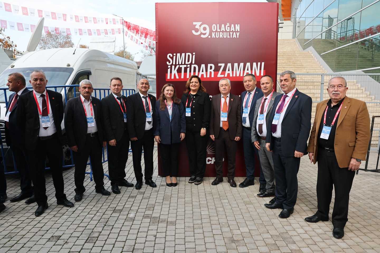 Afyonkarahisar Belediye Başkanı Burcu Köksal, Dinar Belediye Başkanı Veysel Topçu,