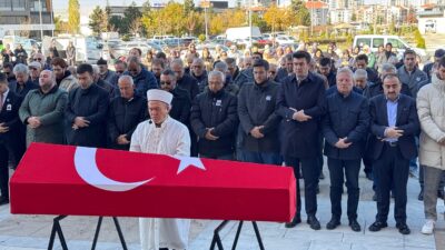 Dumlupınar Mahallesi sakinlerinden olan Keskin; merhum Bekir ve Sare Keskin