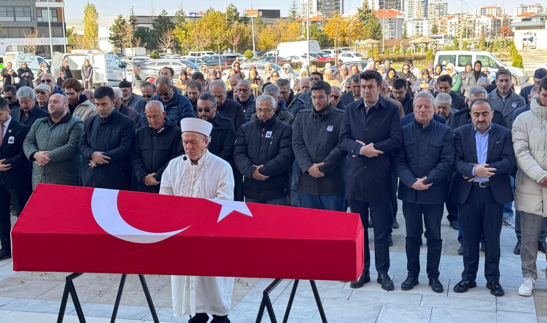Afyonkarahisar’ın köklü ailelerinden Keskin ailesinin ferdi, uzun yıllar ülkenin farklı