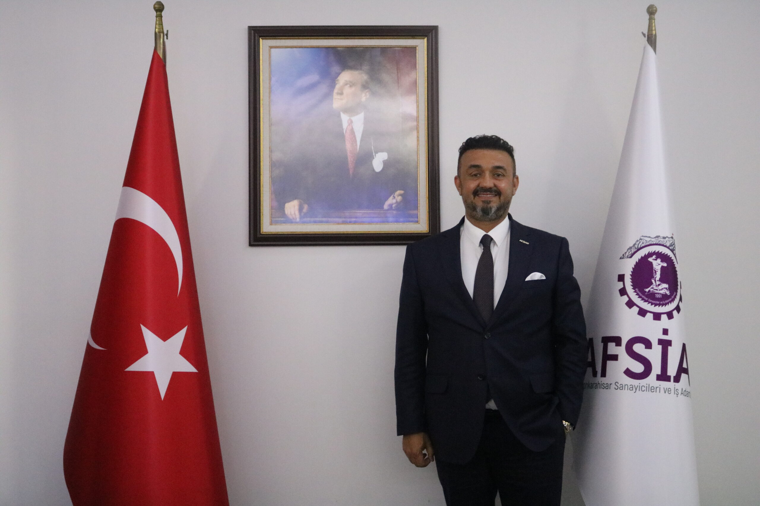 AFSİAD Başkanı Kadir Sayın: Öğretmenlerimiz karakter inşa eden, çocuklarımızın, gençlerimizin