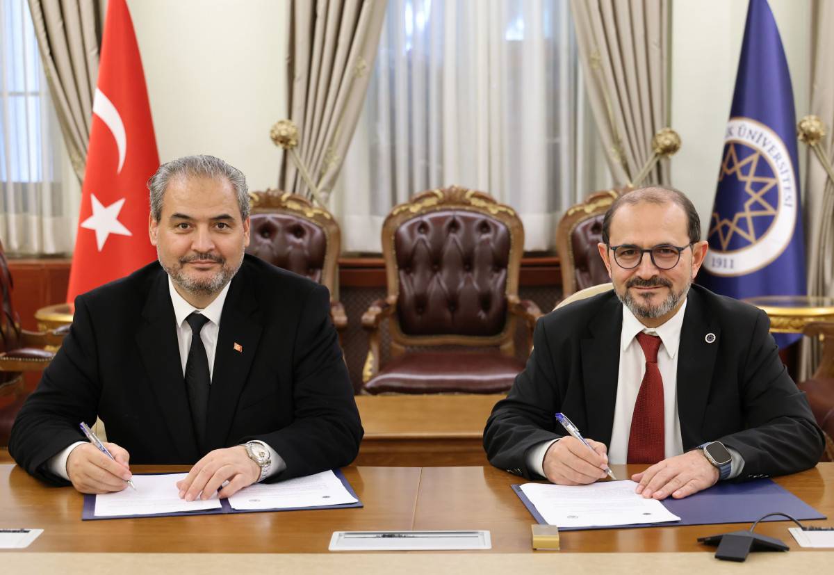 AFSÜ Rektörü Prof. Dr. Adem Aslan, Afyonkarahisar Sağlık Bilimleri Üniversitesi