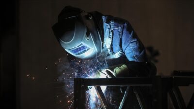 Sanayi, inşaat ve ticaret-hizmet sektörlerinde ücretli çalışan sayısı, eylülde geçen