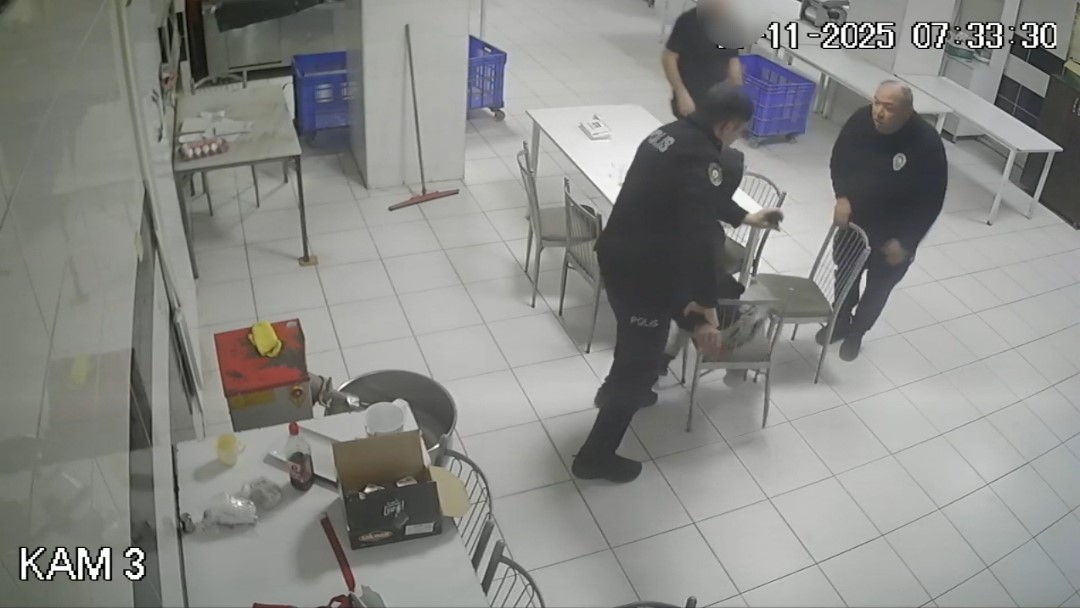 Eskişehir Çifteler ilçesi Orta köyde aracıyla çarptıktan sonra demirle kafasına