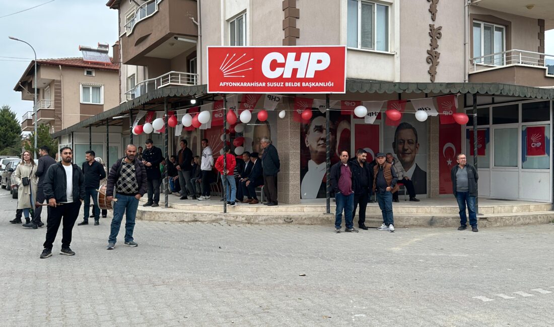 Cumhuriyet Halk Partisi (CHP) Afyonkarahisar Susuz Belde Başkanlığı'nın açılışı düzenlenen