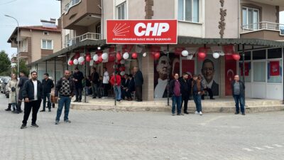 Cumhuriyet Halk Partisi (CHP) Afyonkarahisar Susuz Belde Başkanlığı'nın açılışı düzenlenen