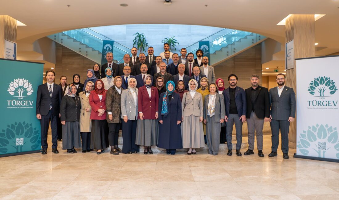 Afyonkarahisar Valisi Doç. Dr. Kübra Güran Yiğitbaşı, Türkiye Gençlik ve