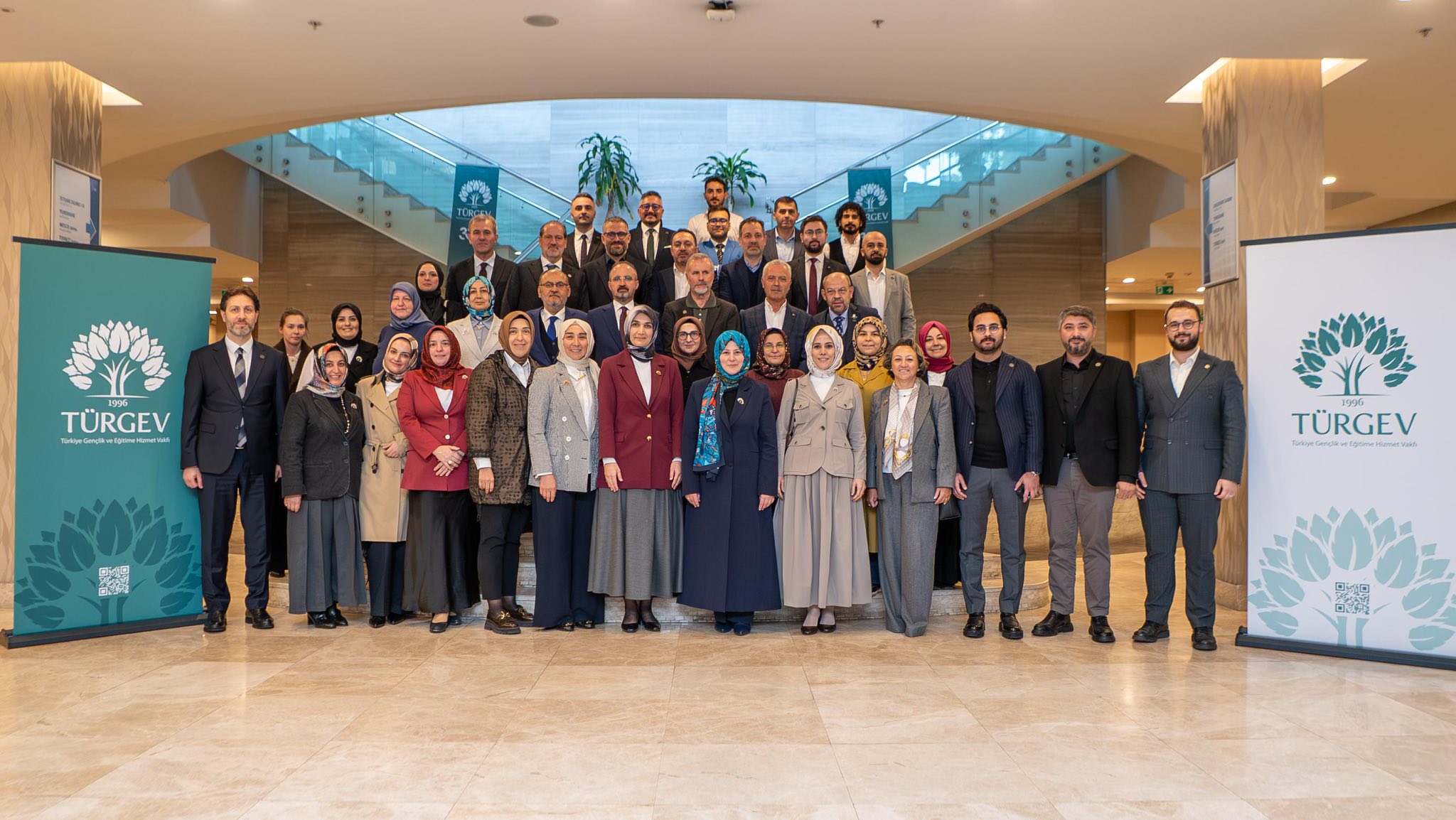 Afyonkarahisar Valisi Doç. Dr. Kübra Güran Yiğitbaşı, Türkiye Gençlik ve