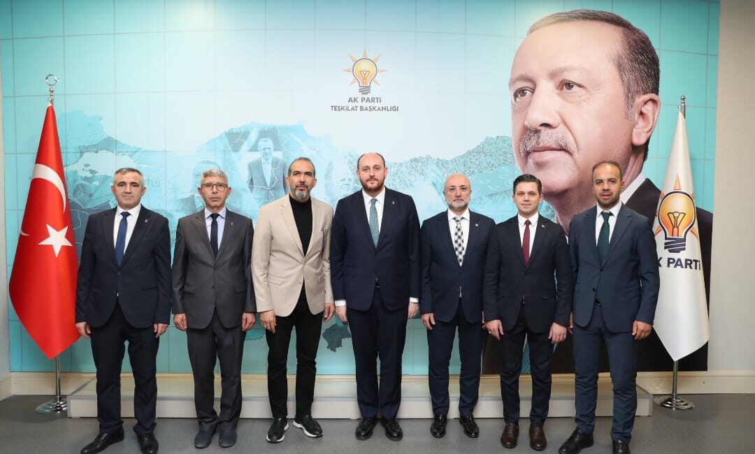 AK Parti’de Bayat, Dazkırı ve Evciler İlçelerinde Görev Değişimi Gerçekleştirildi