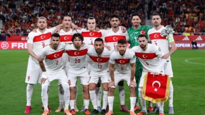 İspanya maçından 2-2’lik beraberlikle ayrılan A Milli Takım, E Grubu’nu