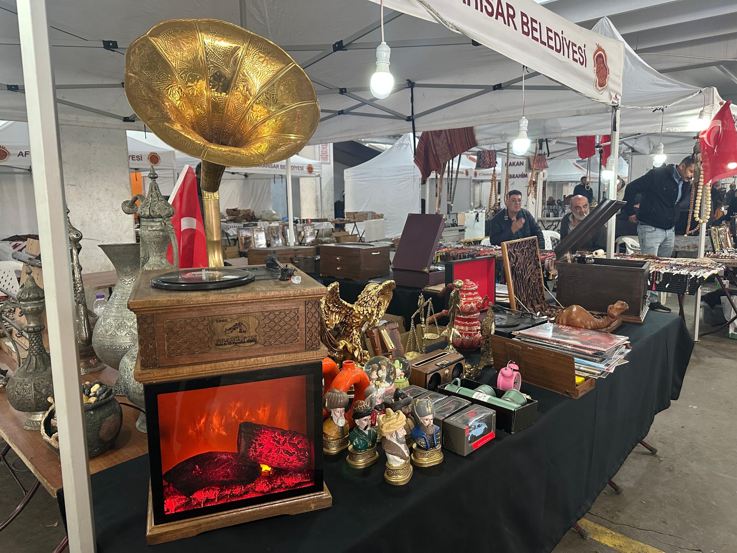 Karahisar Antika Sevenler Derneği, Afyonkarahisar’da bir ilke imza atarak şehrin