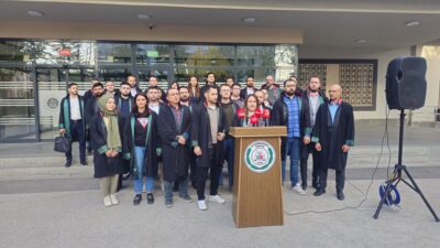 Afyonkarahisar’da geçtiğimiz günlerde, görevini yerine getirdiği sırada saldırıya uğrayan Avukat