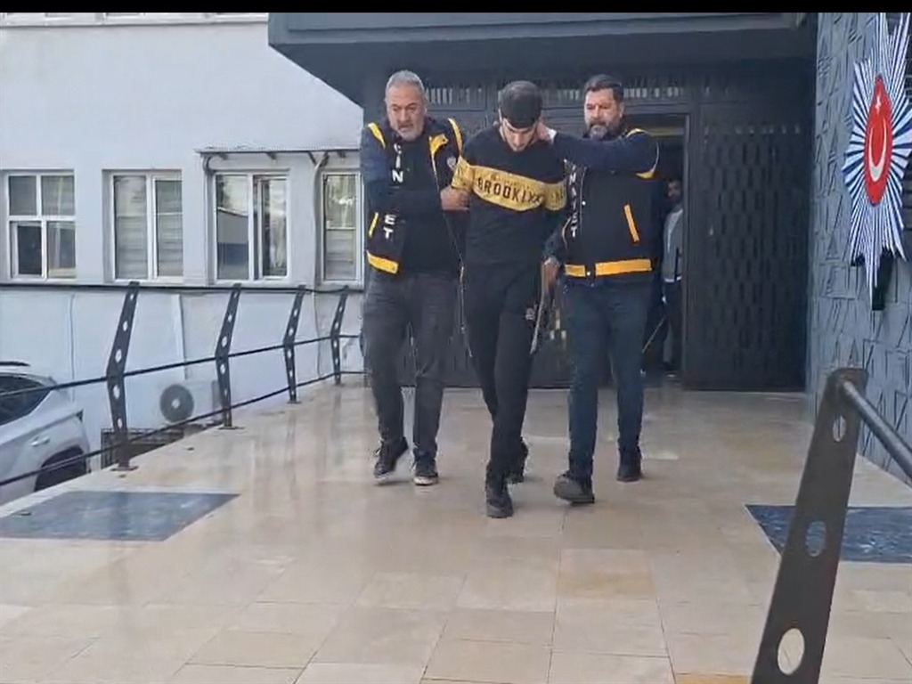 Bursa'da İki çocuğunun annesi olan Rus sevgilisi Arzu Khalılova'yı korkunç