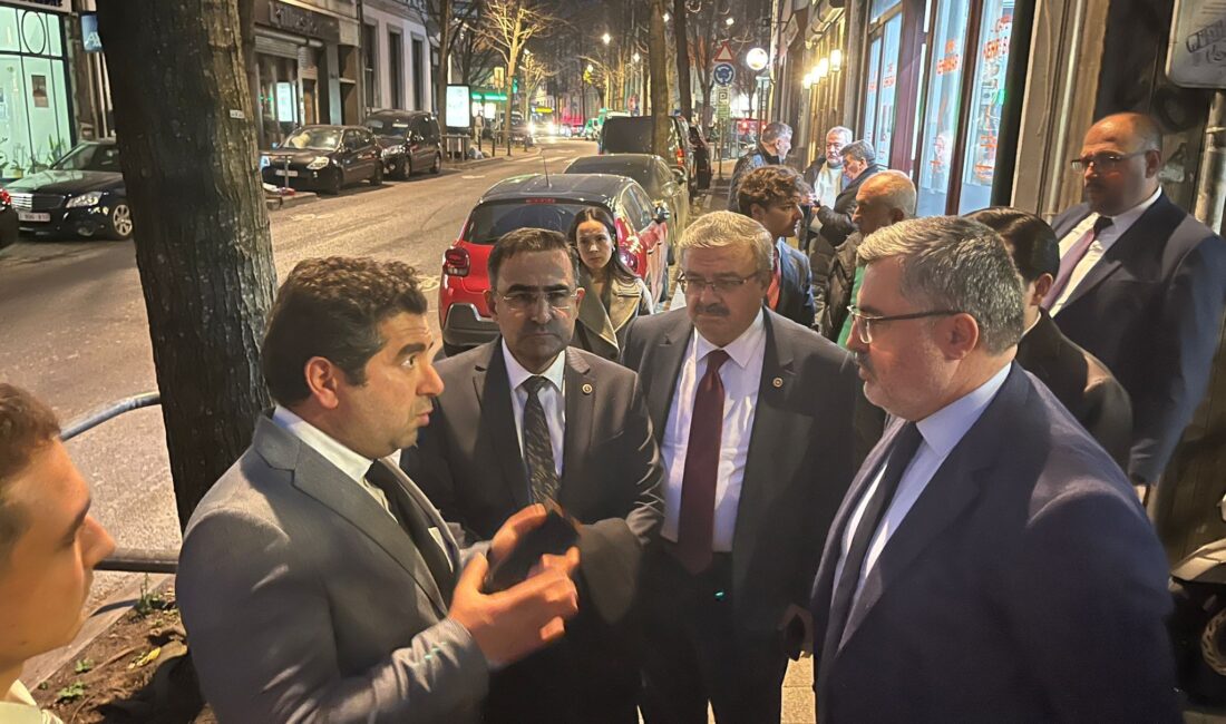 AK Parti Afyonkarahisar milletvekilleri İbrahim Yurdunuseven, Ali Özkaya ve Hasan