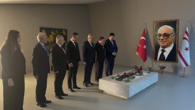 Demokrat Parti Genel Başkanı Gültekin Uysal, Cumhuriyet Bayramı vesilesiyle bulunduğu