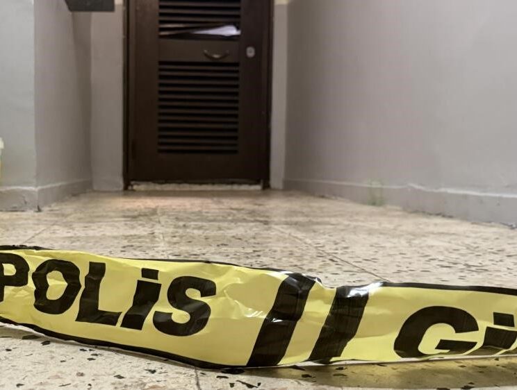 Diyarbakır'da 18 yaşındaki şahıs, pompalı tüfekle annesi ve ağabeyini yataklarında