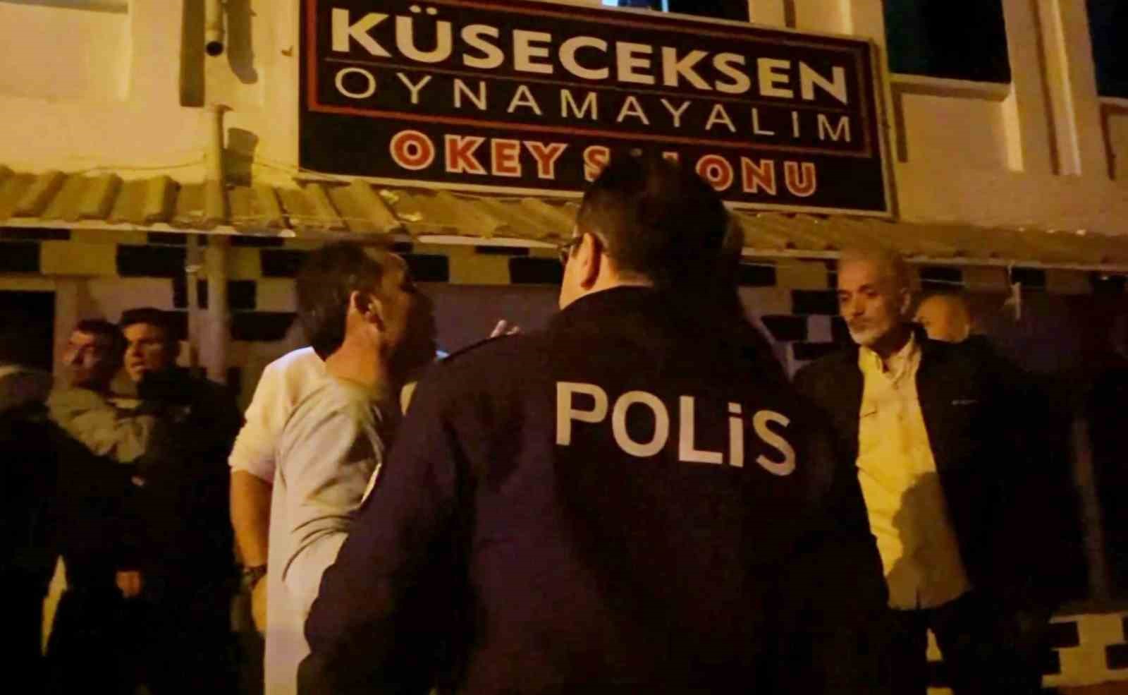 Aksaray'da gece yarısı faaliyetini sürdüren bir kahvehanede çıkan kavga, sokağa