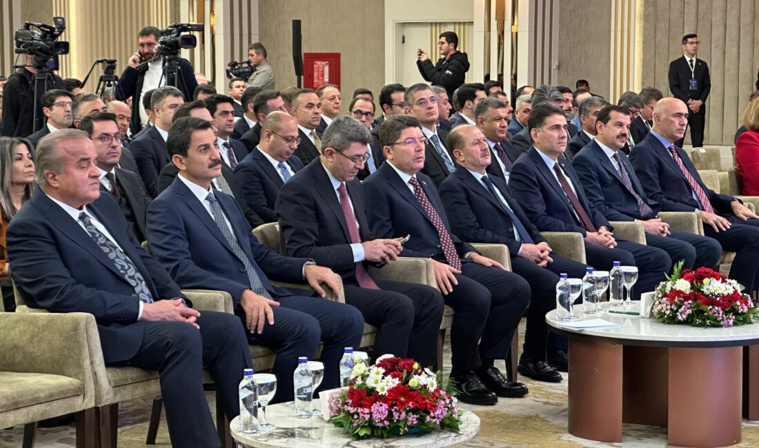Toplantı, “Kurumsal Kültürün Güçlendirilmesi” hedefi doğrultusunda çalışanların kurumsal aidiyetini ve